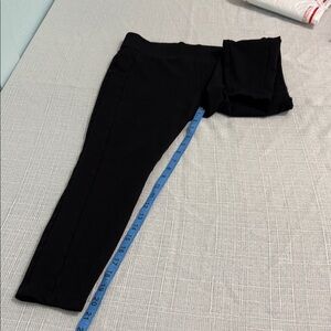LOFT Black Capris